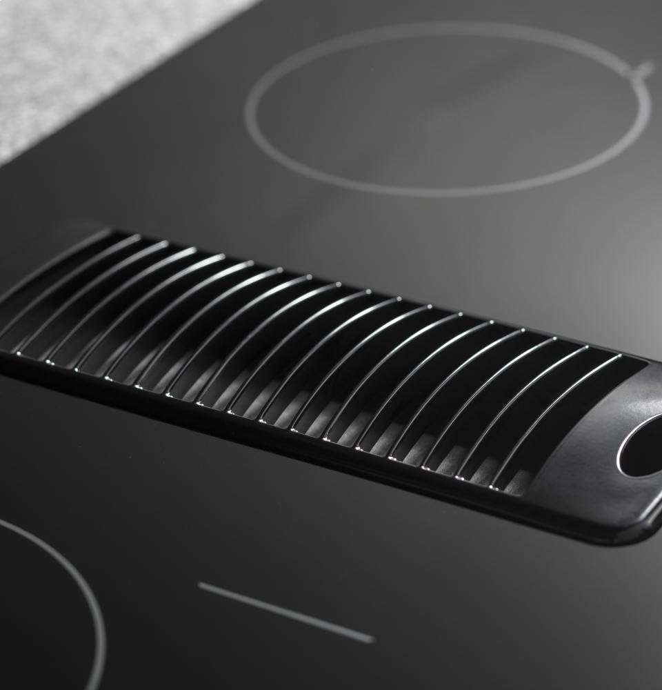 GE Profile 4-Burner 30 Cooktop with 96 Power Boil Element and 3000W