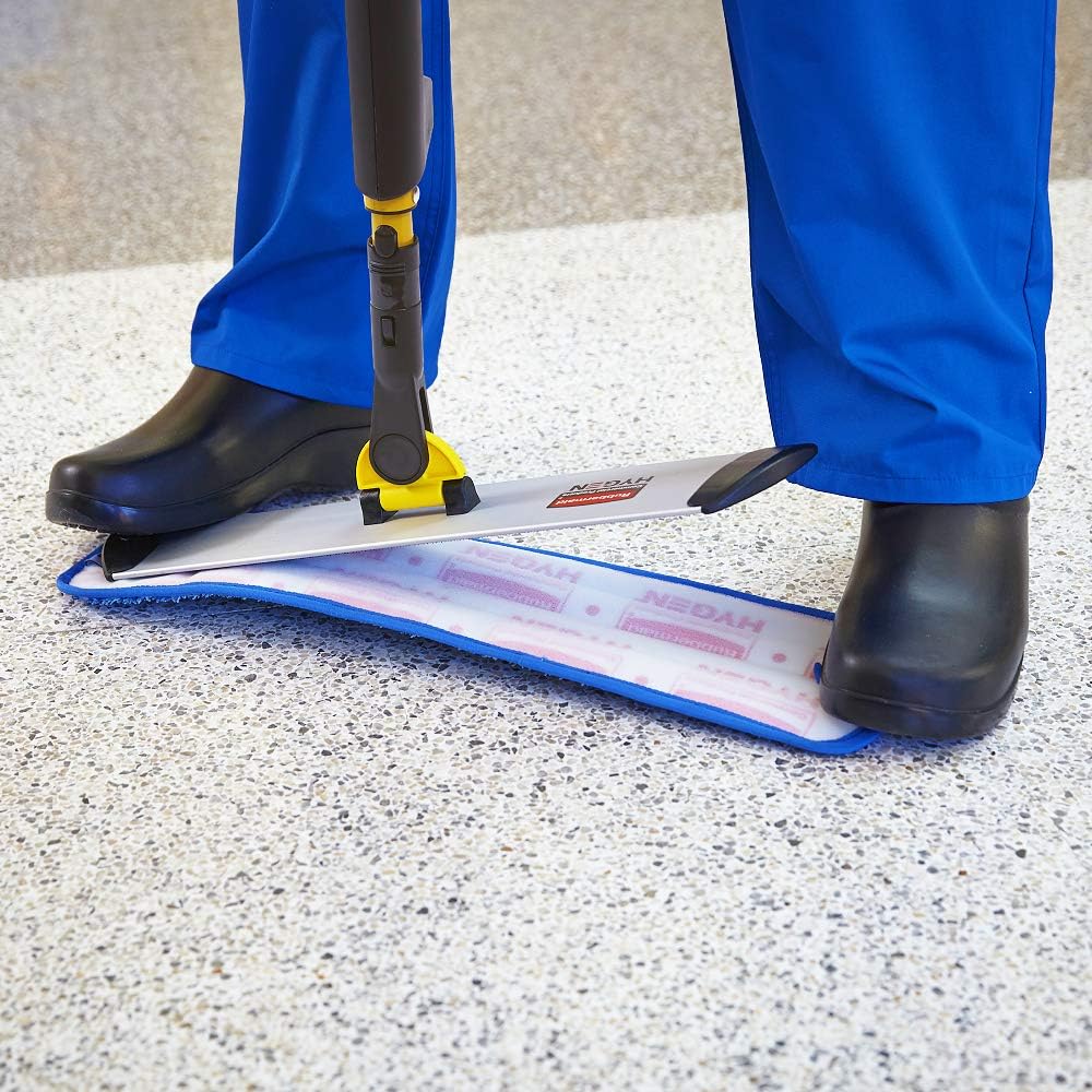 rubbermaid 18-inch blue mop head for heavy-duty cleaning