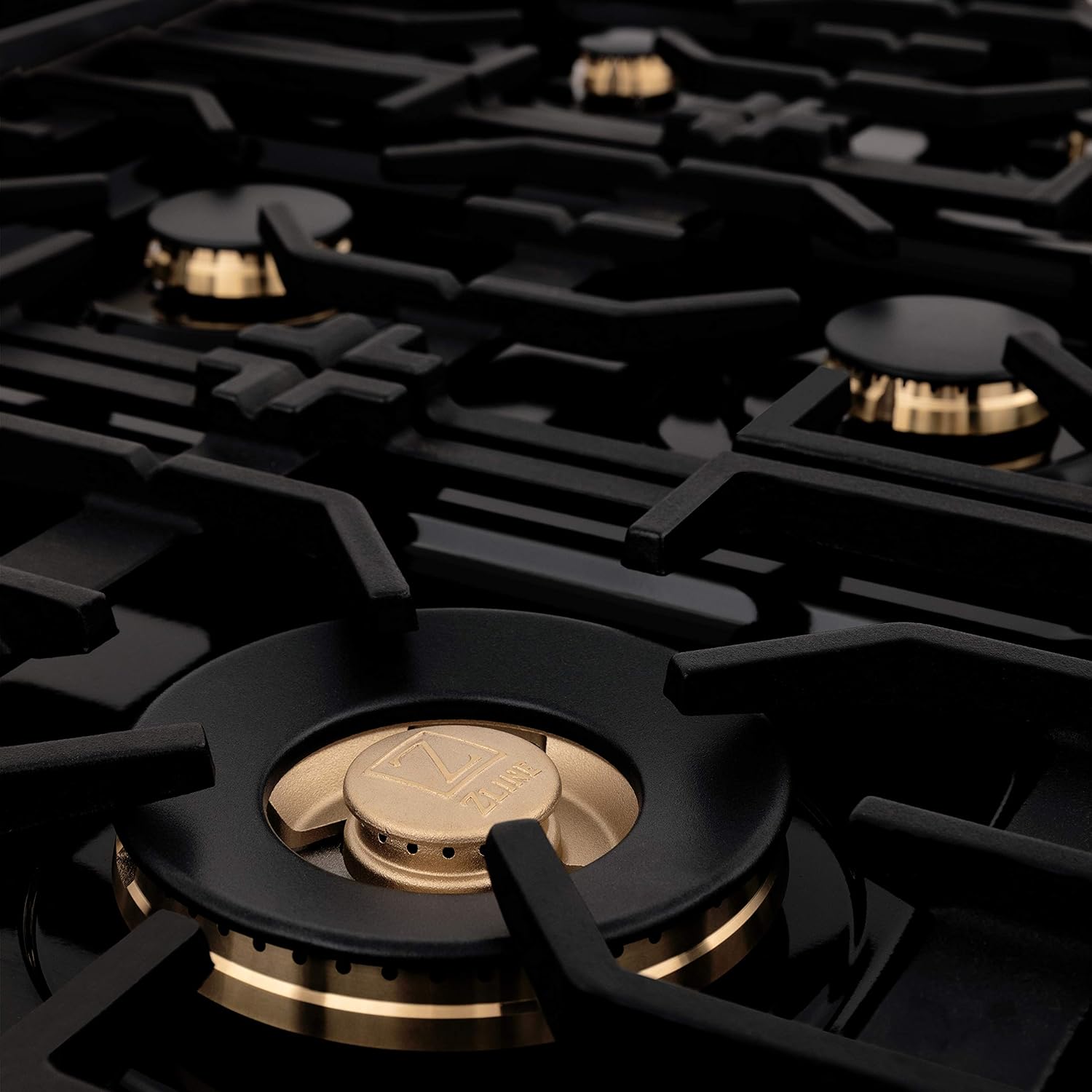 ZLINE Legacy 36-in Gas Range Italian Brass 6 Burners Black Stainless Steel